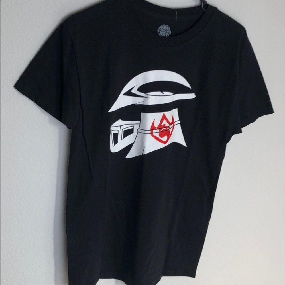 TMNT Shredder Helmet Tee Size S